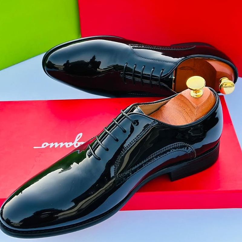 Smooth Leather Lace-Up Dress Shoe Comfortable