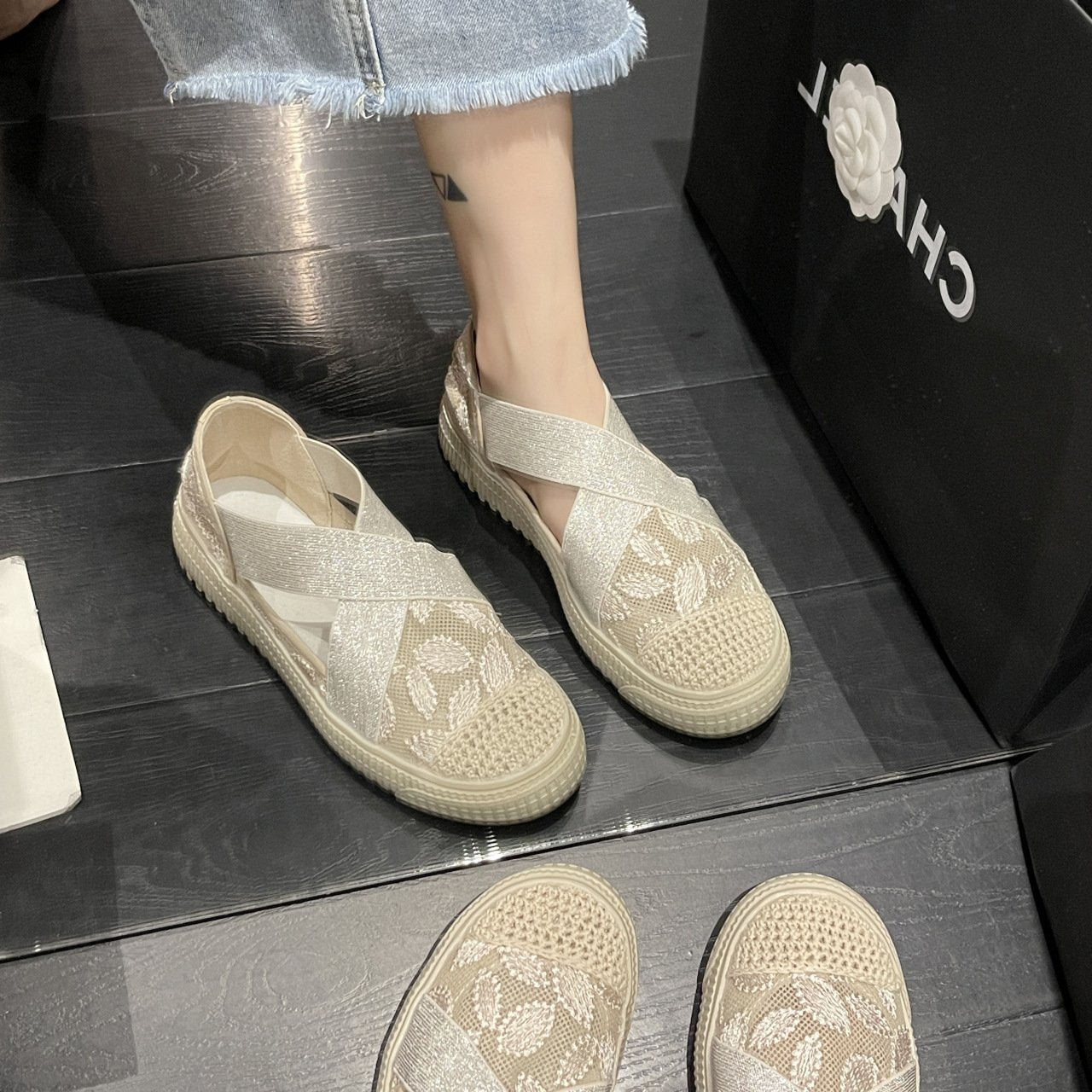 Chanel-style Cross-strap Gauze Soft-soled Shoes