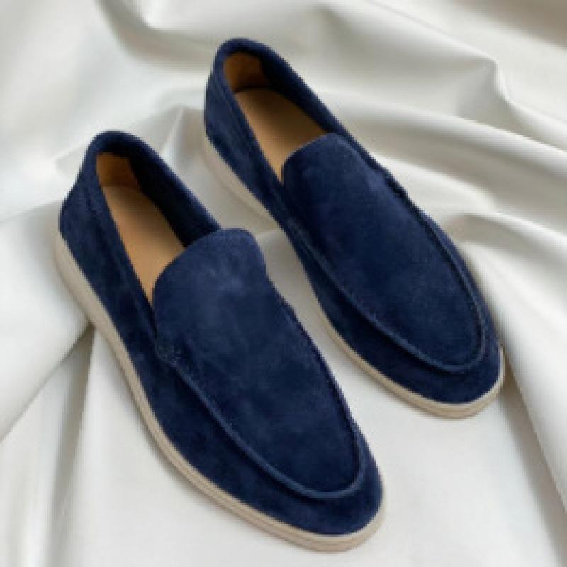 Men's low-top nubuck flats