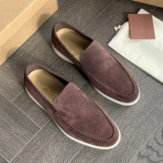 Men's low-top nubuck flats