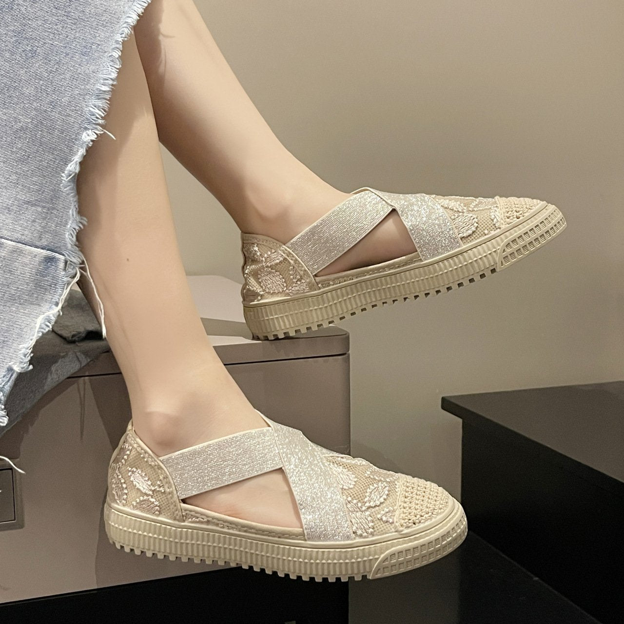 Chanel-style Cross-strap Gauze Soft-soled Shoes