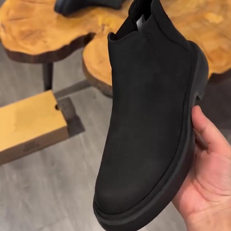 Luxury Chelsea leather boots