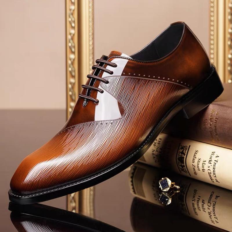 High-end casual leather shoes with shiny patterns