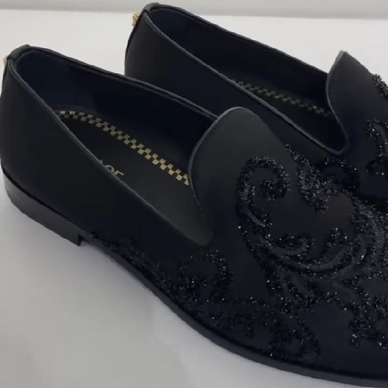 Patterned rhinestone casual leather shoes