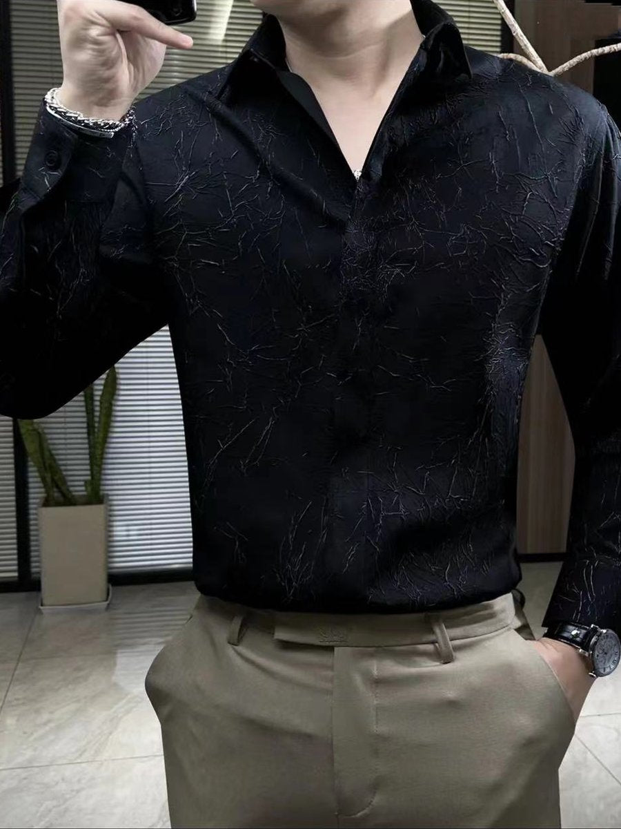 Textured cracked long-sleeved shirt