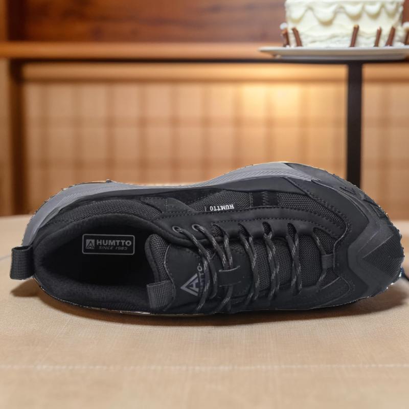 Comfortable and breathable men's casual shoes for outdoor use