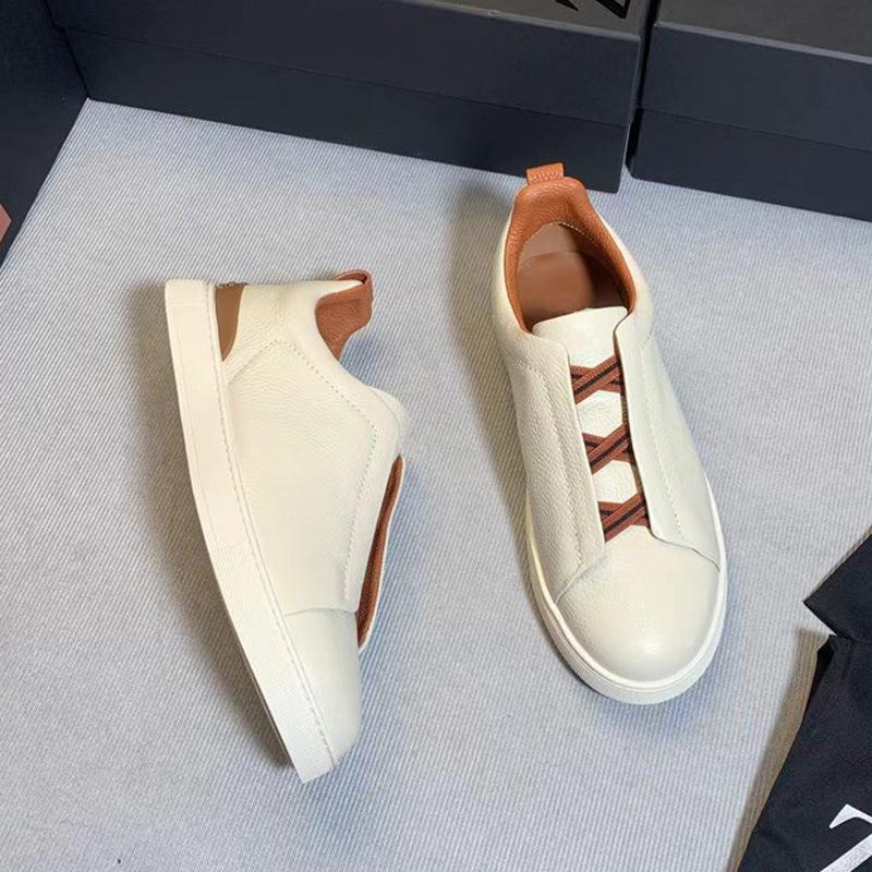 Men's leather casual shoes