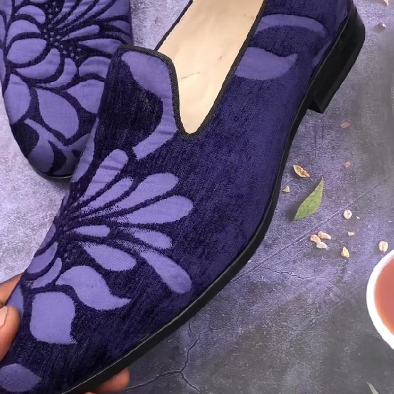 Fashionable purple nubuck pattern leather shoes