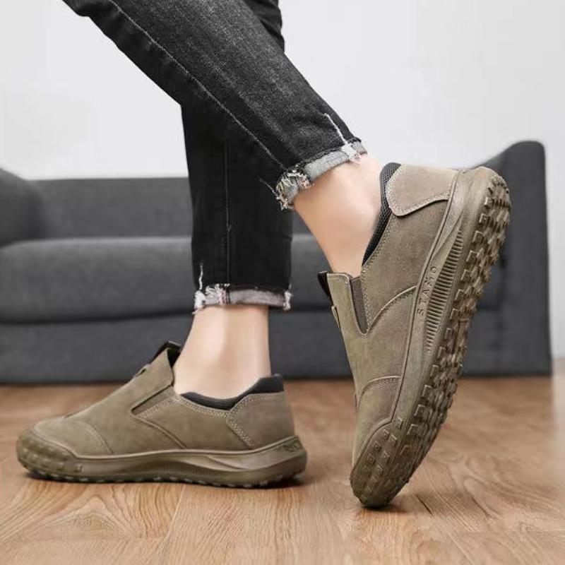 Outdoor non-slip and wear-resistant soft-soled casual shoes