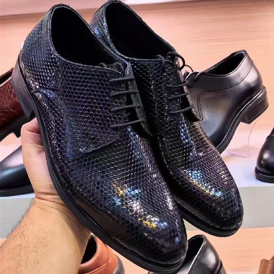 Stylish, shiny, breathable men's leather shoes