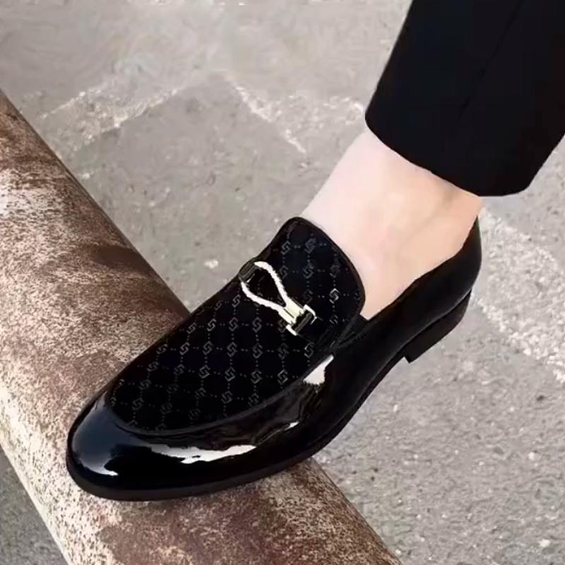 Shiny light luxury pattern fashion leather shoes