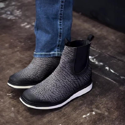 Men's boots with a trendy pattern soft soles