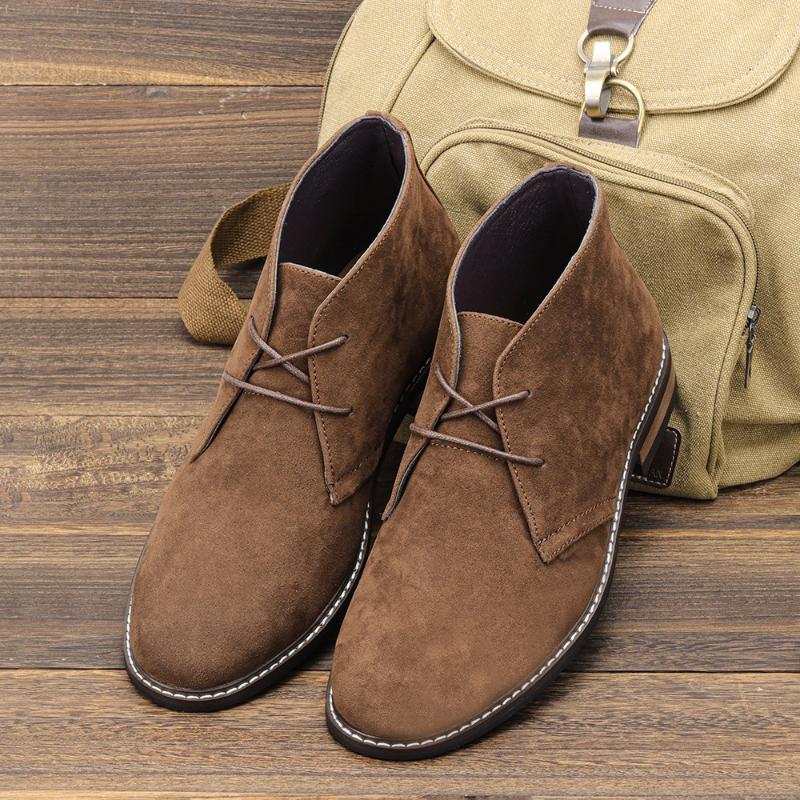 Men's vintage suede boots