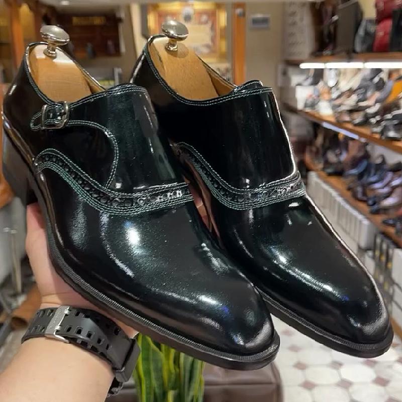 Shiny single-buckle stylish casual men's shoes