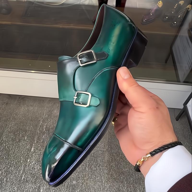 Business shoes with green metal buckles