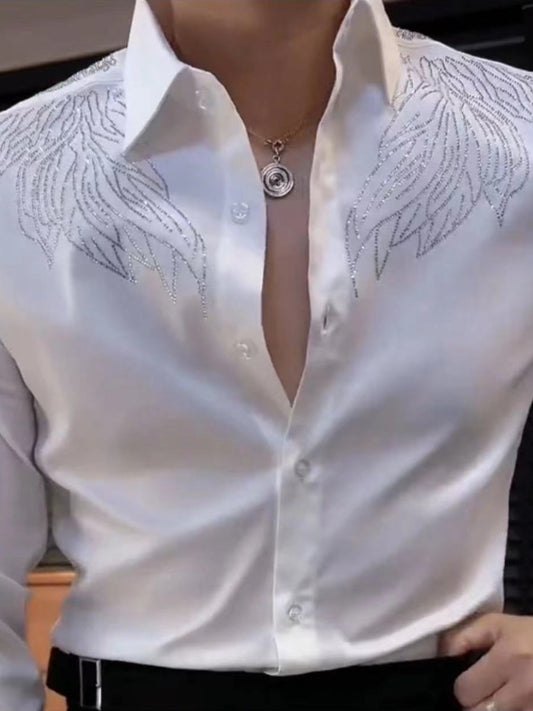 Long-sleeved shirt with diamond on both shoulders