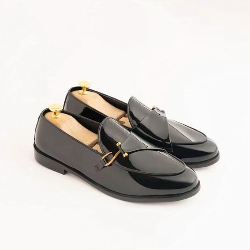 Single-buckle light luxury shiny fashion leather shoes